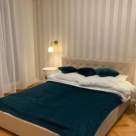 New Oldtown Apartment Near St Martin Cathedral, Ac, Balcony Братислава Екстериор снимка
